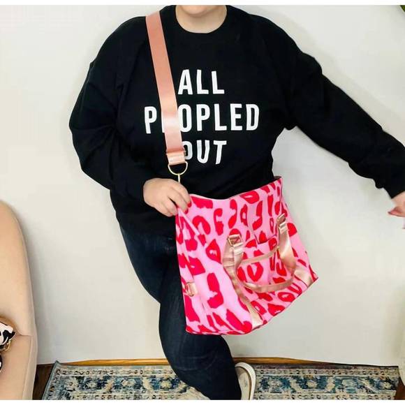 NEW TRIPLE A leopard duffle bag in pink - Picture 3 of 4